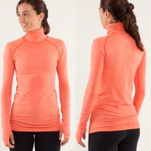Lululemon Swiftly Turtleneck Size 10